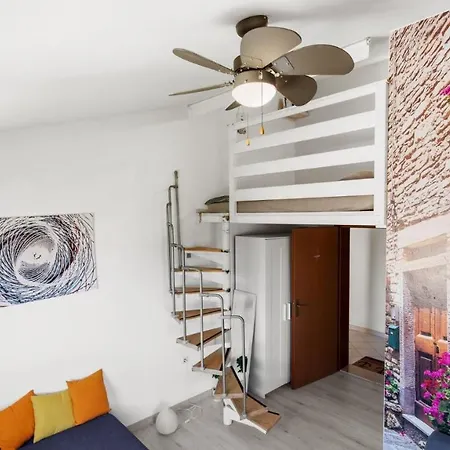 Valens Apartment *