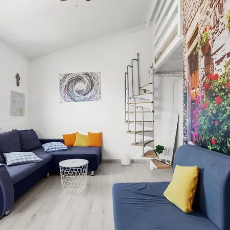 Valens Apartment *